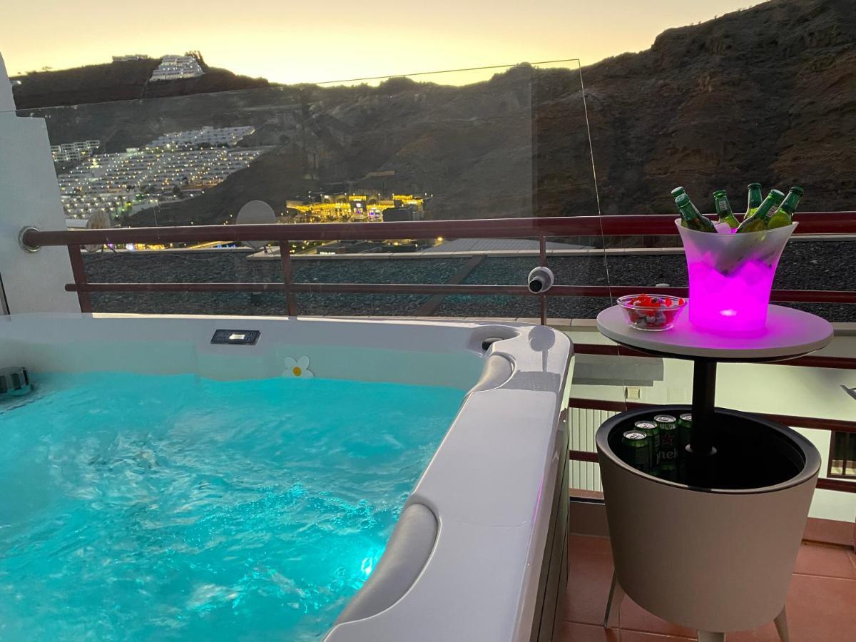 Villa Mogan Mall, Con Jacuzzi Y Playstation 5 เปอร์โตริโก ภายนอก รูปภาพ